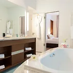 Centrovital Отель 4*