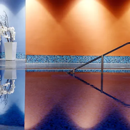 Centrovital 4* ברלין